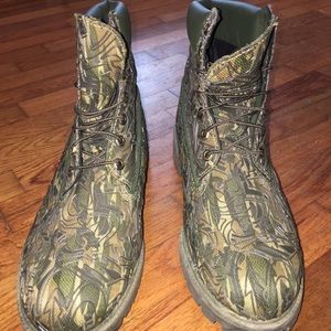 RARE 👀Timberland Boots Size 13M Limited Edition